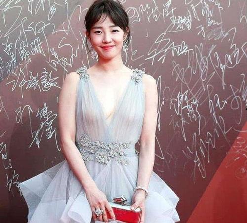 白百合私人订制丝袜,时尚与舒适的完美融合