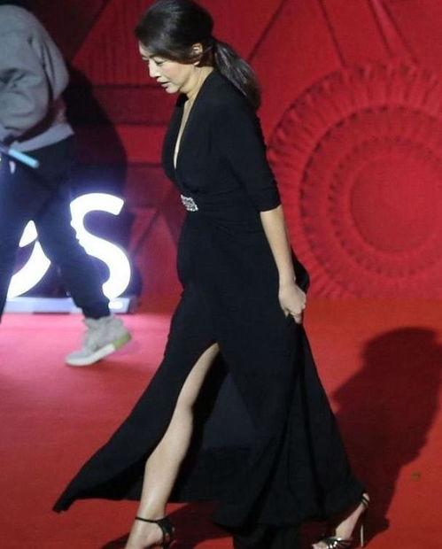 江珊穿丝袜,演绎时尚魅力